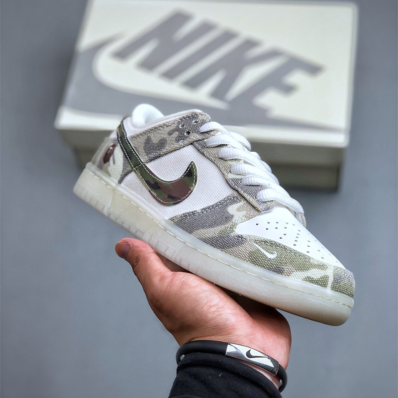 耐克Nike SB Dunk Low   x BAPE 白迷彩 板鞋  男女款